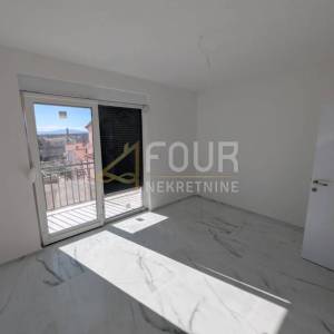 Otok Rab, samostojeća kuća 236m2