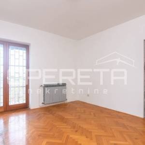 Pantovčak - poslovna zgrada ( 529m2) s pomočnim objektom 200m2, najam