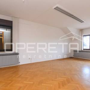 Pantovčak - poslovna zgrada ( 529m2) s pomočnim objektom 200m2, najam