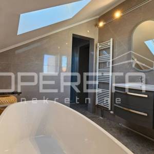 Petrčane - Luksuzni penthouse 168 m², 50m od mora