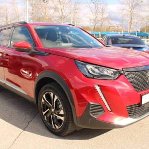 Peugeot 2008 1.2 Puretech Allure AUTOMATIK