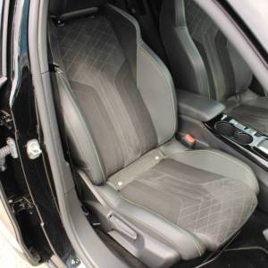 Peugeot 2008 155 GT Line AUTOMATIK *PANORAMA, LED, KAMERA*