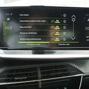 Peugeot 2008 155 GT Line AUTOMATIK *PANORAMA, LED, KAMERA*