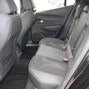 Peugeot 2008 155 GT Line AUTOMATIK *PANORAMA, LED, KAMERA*