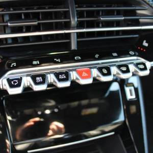 Peugeot 208 1.2 130ks GT Line AUTOMATIK *PANORAMA,LED,KAMERA*