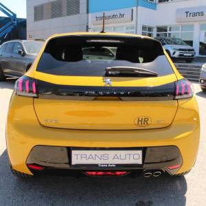 Peugeot 208 1.2 130ks GT Line AUTOMATIK *PANORAMA,LED,KAMERA*