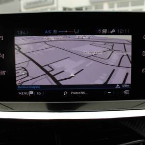 Peugeot 208 1.2 Puretech AUTOMATIK *NAVIGACIJA*