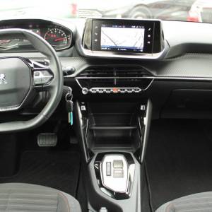 Peugeot 208 1.2 Puretech AUTOMATIK *NAVIGACIJA*