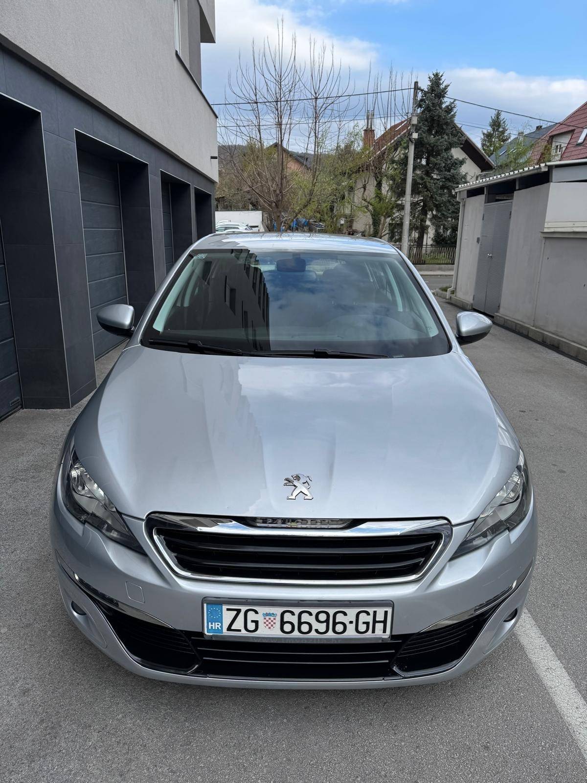 PEUGEOT 308 1.6HDI //127tkm//prvi vlasnik//HR auto//servisna+računi//