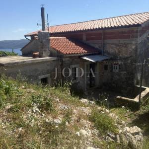 Plominsko Zagorje, kuća za adaptaciju sa očaravajućim pogledom na more