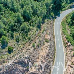 Poljoprivredno zemljište – Jelsa Istok