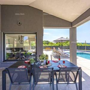 Pomer. Nova samostojeća prizemnica sa bazenom.