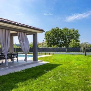 Pomer. Nova samostojeća prizemnica sa bazenom.