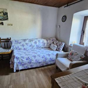 POPUST Dvojna kuća na zemljištu od 5.000m2,ROVINJ okolica