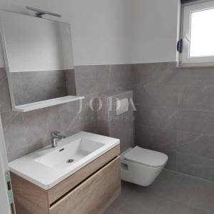 POPUST!!Lijepa moderna prizemnica s bazenom,Kršan