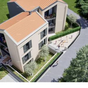 Poreč – građevinsko zemljište s projektom i dozvolom za 8 stanova