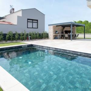 Poreč, moderna vila sa bazenom