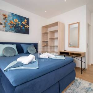 Poreč, moderna vila sa bazenom