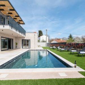 Poreč, moderna vila sa bazenom