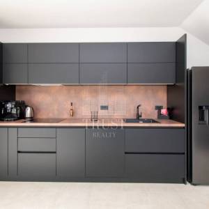 Poreč, moderna vila sa bazenom