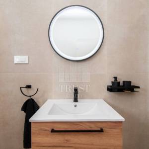 Poreč, moderna vila sa bazenom