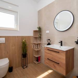 Poreč, moderna vila sa bazenom