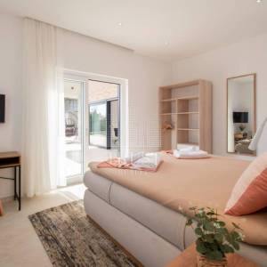 Poreč, moderna vila sa bazenom