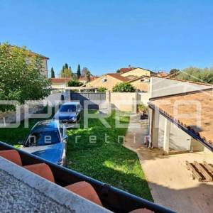 Poreč okolica - Samostojeća kamena kuća s velikim vrtom blizu mora