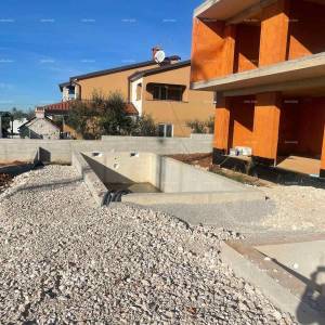 Poreč, Žbandaj, Dvoetažni stan 89 m² u novogradnji