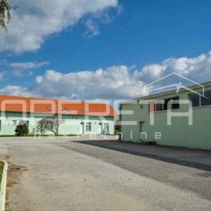  Poslovni kompleks na lokaciji između Varaždina i Ludbrega: hala, skladište, sil