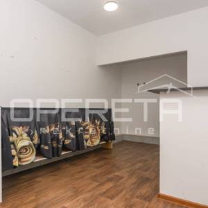 POSLOVNI PROSTOR, NAJAM, DUGO SELO, CENTAR, ZAGREBAČKA ULICA, 29 m2