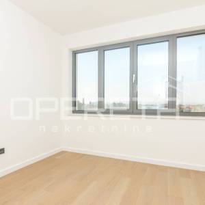 Poslovni prostor, najam, novogradnja, 93m2