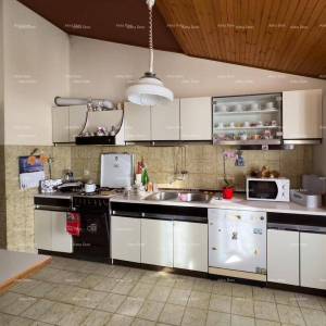 Poslovno-stambena zgrada pored mora, Medulin!