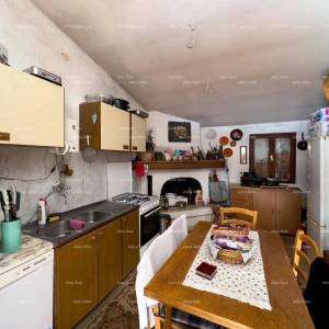 Poslovno-stambena zgrada pored mora, Medulin!