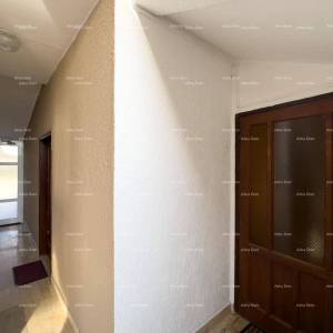 Poslovno-stambena zgrada pored mora, Medulin!