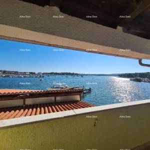 Poslovno-stambena zgrada pored mora, Medulin!