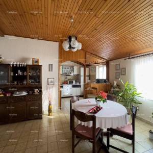 Poslovno-stambena zgrada pored mora, Medulin!