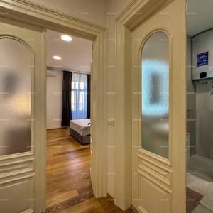 Predivan, renovirani stan u strogom centru, na gradskoj tržnici, Pula!