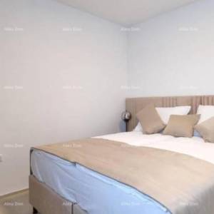 Predivan stan u Medulinu sa garažom. Blizina mora i plaže cca 500 metara.