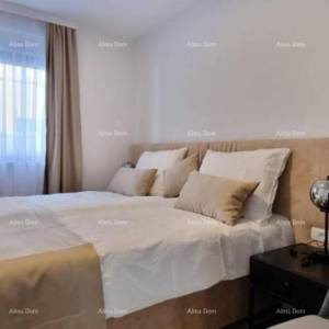 Predivan stan u Medulinu sa garažom. Blizina mora i plaže cca 500 metara.