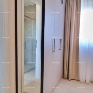 Predivan stan u Medulinu sa garažom. Blizina mora i plaže cca 500 metara.