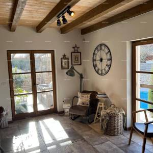 Prekrasna rustikalna kuća s bazenom i manjim dodatnim objektom-pool house, Svetvinčenat!