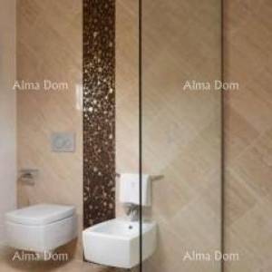 Prekrasna vila s bazenom u Vabrigi.