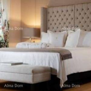 Prekrasna vila s bazenom u Vabrigi.