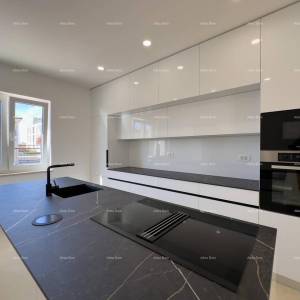 Prekrasna vila u mediteranskom stilu, Umag. Manji kompleks  sa vilama , blizina novog luksuznog kompleksa Petram Resorta....