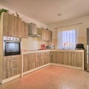 Prekrasna Villa u Svetvinčenti, Istra - 294m2 s bazenom, 2000m2 okućnice - POGLED MORE