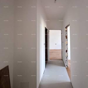 Prekrasni trosobni stan, Labin.