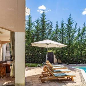 Prekrasno obnovljena istarska kuća s privatnim bazenom   Svetvinčenat