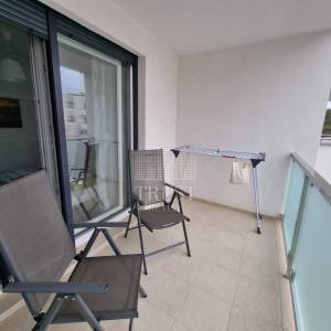 Premantura – luksuzni stan s krovnom terasom i panoramskim pogledom na more, 400 m od plaže