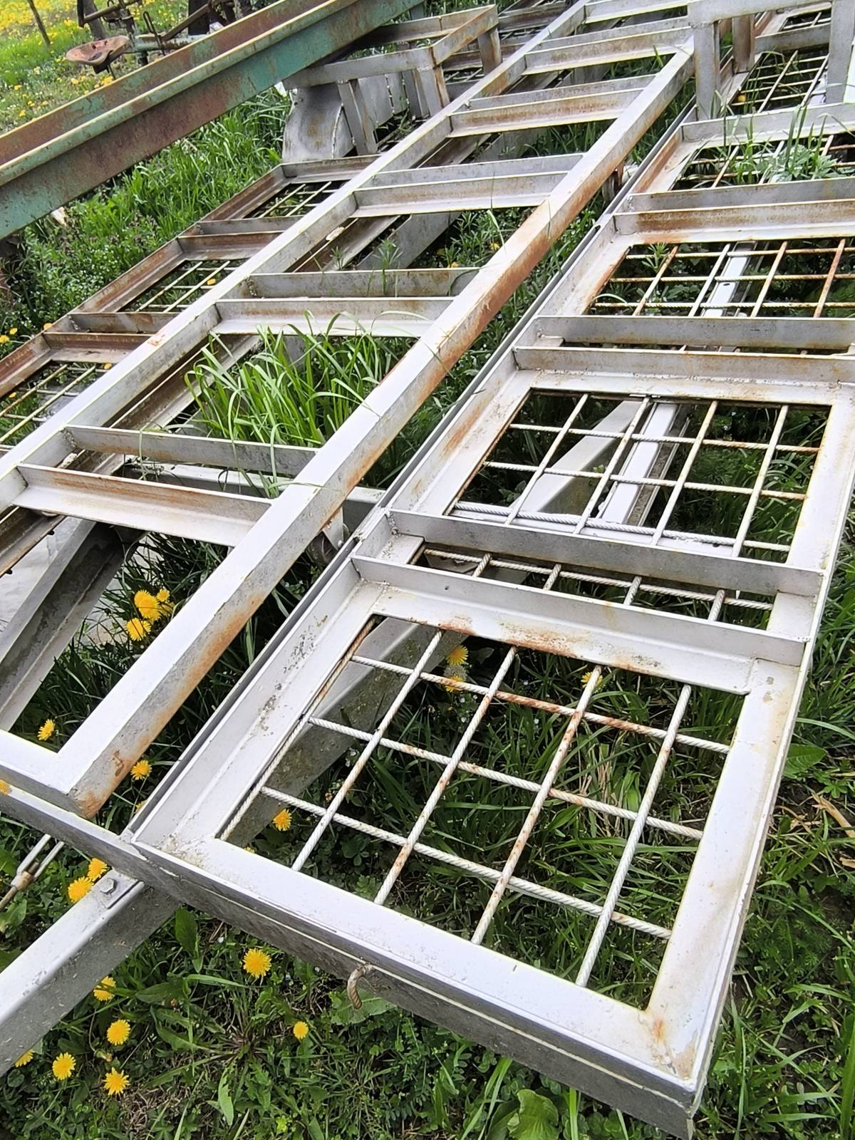 Prikolica za prijevoz pčela